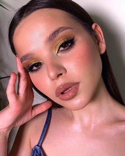 Золотой макияж для карих, голубых и зеленых глаз | Makeup, Makeup ...