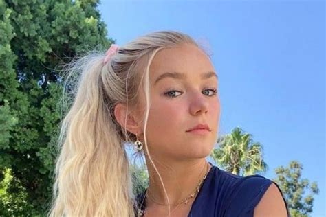 The Lasting Effects of Cyberbullying: Katie Sigmond's Experience - 551g4t0