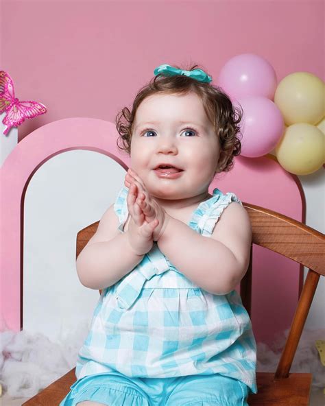 Emlyn Rossa (@_rossae) • Instagram photos and videos