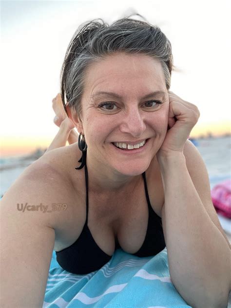 Hope you are having a fabulous Sunday! Let your hair down, get a little