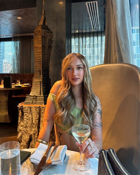 RHEGAN ♱ ♱ | Dinner & a view - - - 💚 @whitefoxboutique code: RHEGAN