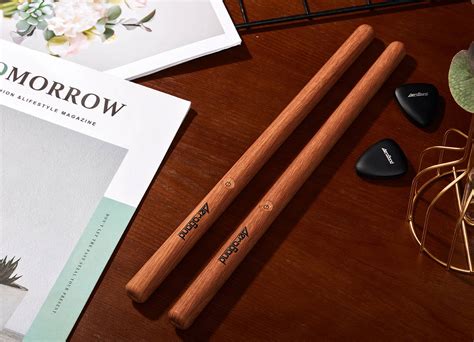 AeroBand PocketDrum lets you play drums without the drum kit ...