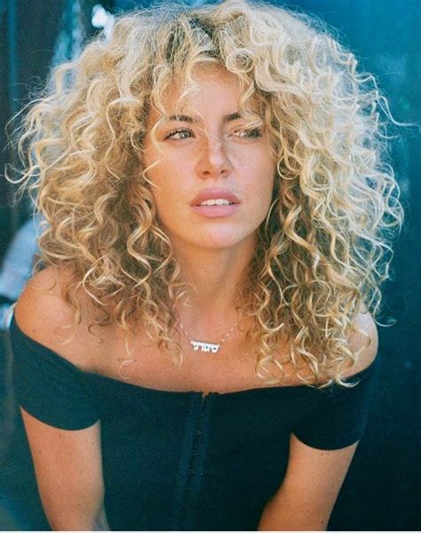 Curly Bangs, Blonde Curly Hair, Curly Hair Cuts, Short Curly Hair ...