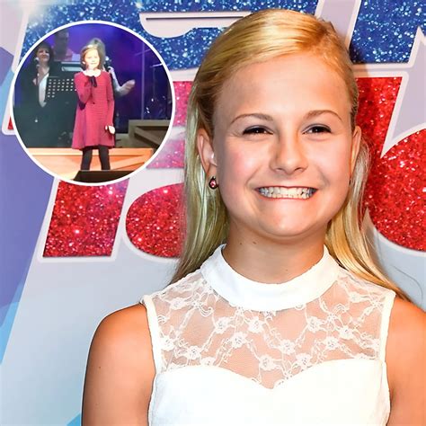Musical - Darci Lynne left her puppets at home to showcase her