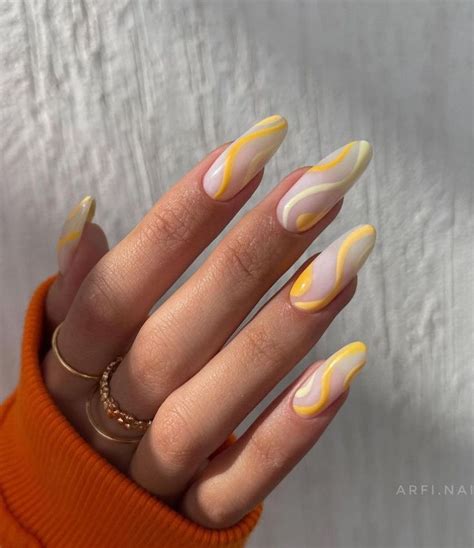 Лучшие Гель Лаки длинные черные ногти | Yellow nails, Manicure, Gel nails