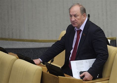 Депутат Рашкин потребовал от Памфиловой отменить результаты выборов в ...
