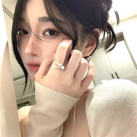 头像 | ins风格女生头像