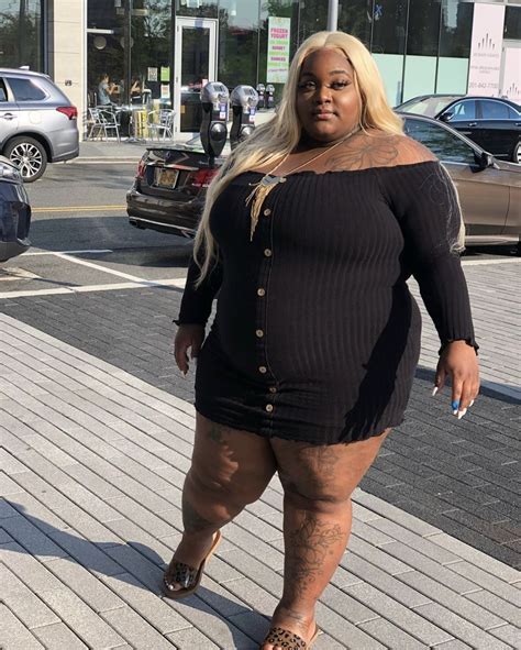 Pin on PLUS SIZE QUEENS