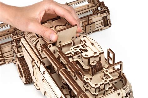 Сборная модель из дерева EWA Комбайн с жаткой — Eco Wood Art (EWA ...