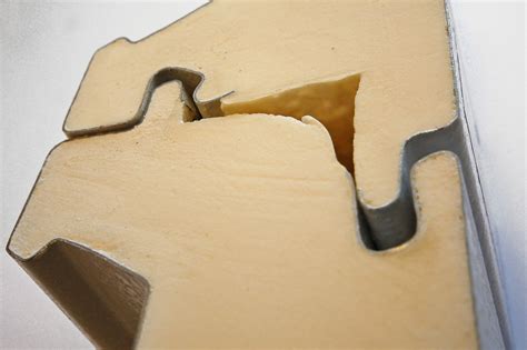 MET165-6 - MaterialDistrict