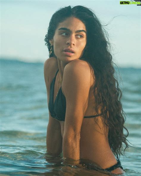 Jessie Reyez Wiki, Biography, Age, Gallery, Spouse and more