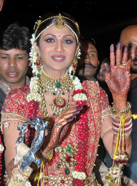 Masala Figures: Shilpa shetty wedding reception unseen HQ pics