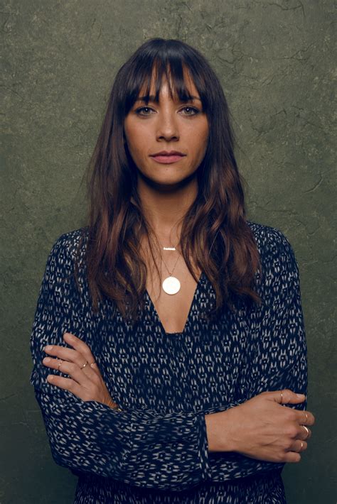 Rashida Jones Body Type