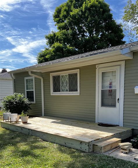 Me and my wife’s first deck! What do you guys think? We’ve never built