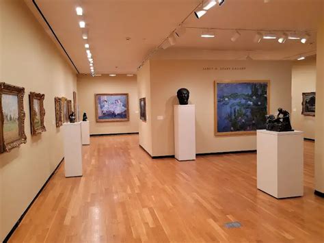 Portland Art Museum - Exploding Travel