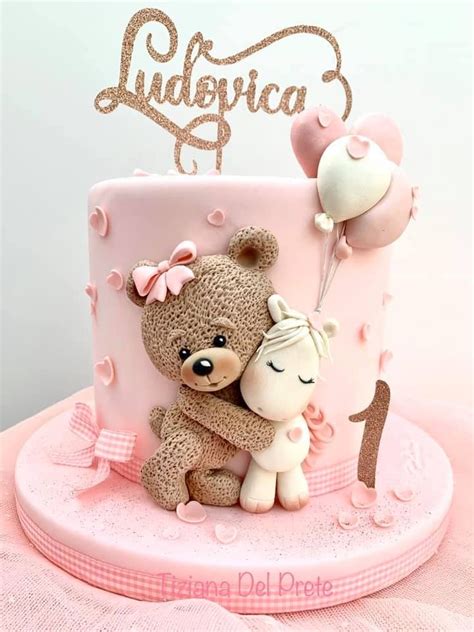 Pin by Netradično Tradičné on DETSKÉ | Baby girl birthday cake, Baby ...