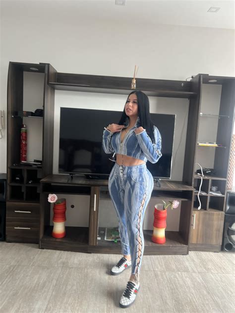 Nathaly videos