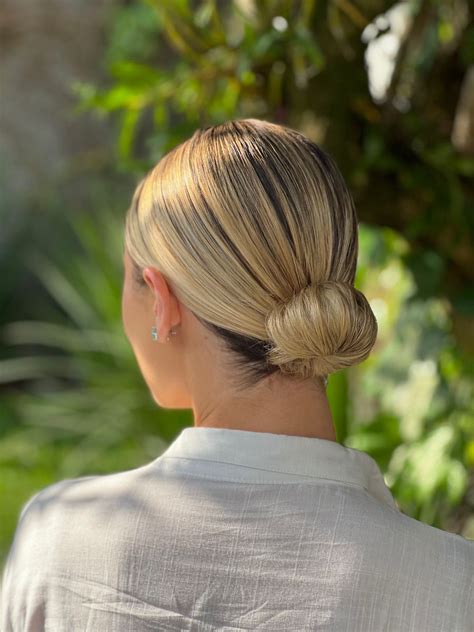 coque classico penteado coque liso coque cabelo curto penteados baixos