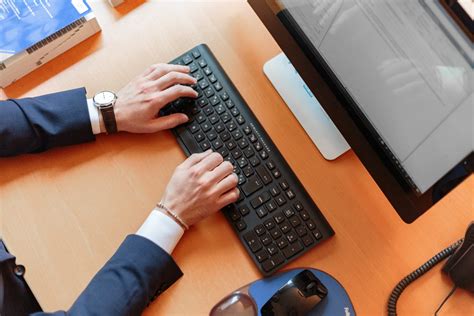choosing    company small business sense