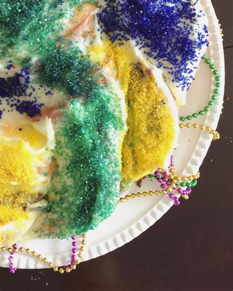 Easy King Cake Recipe - Rockin Mama™