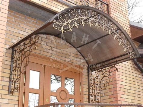Золотой кованый козырек КК-044: купить в Санкт-Петербурге, фото, цены