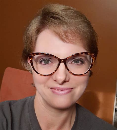 dr victoria d knoll md 8