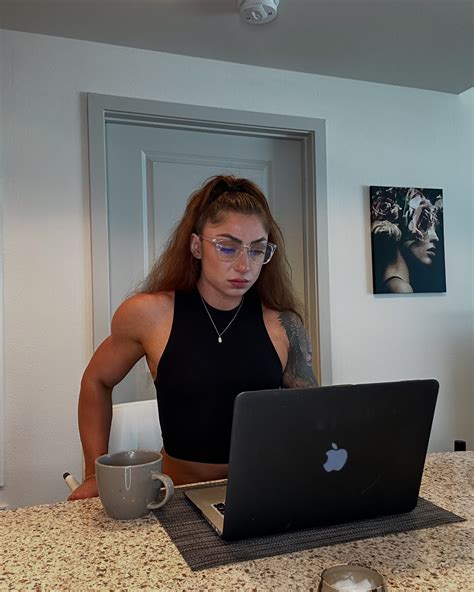 Nathalie Nichols (@tuffeeeeee) • Instagram photos and videos