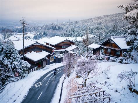 A Snowy Glimpse of Historic Magome-juku, Japan | Offbeat Japan