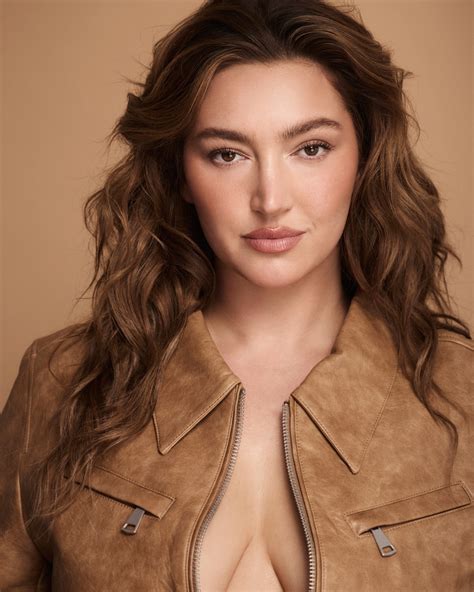 KELLEE MORAN 🧜‍♀️ | Feeling thankful to work alongside such talented