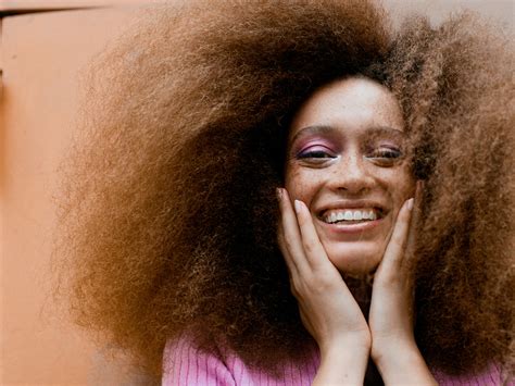 Everything You Need to Know About The Health Benefits of Sauna | Vogue