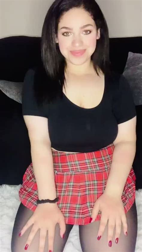 I hope you like chubby mom bods too👅 ️ | Scrolller