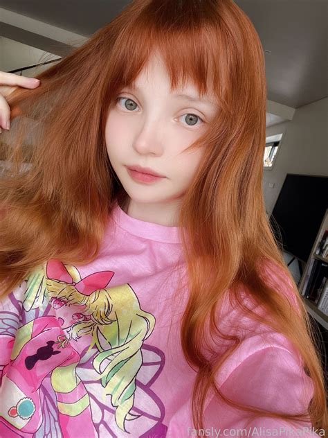Pin by ほっけ🐟 on Alisa Pika Pika in 2025 | Pretty redhead, Pretty red