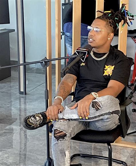 El artista urbano que estuvo con la enana