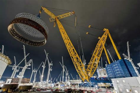 SARENS - A Look at the Biggest, Boldest Cranes on the Planet: Sarens SGCs