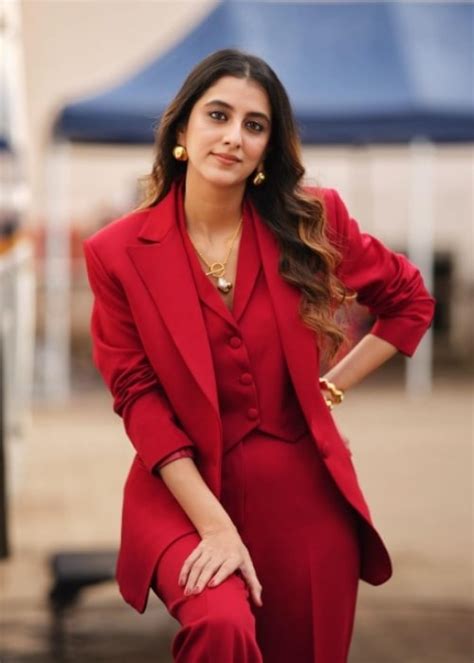 karishma mehta height weight age education family