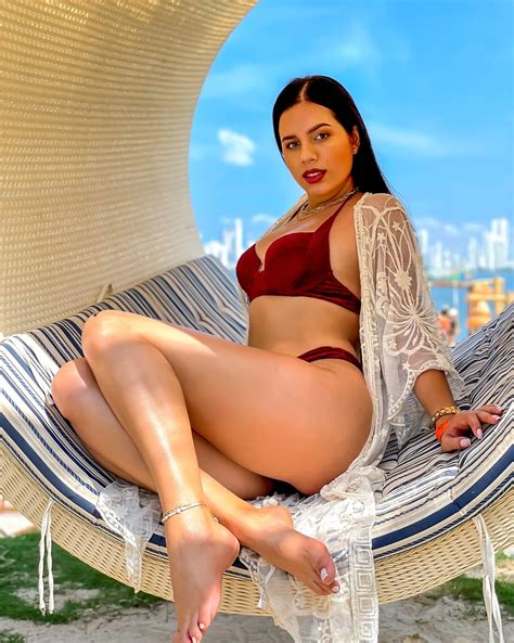 Adriana Álvarez | Decido dedicar más tiempo a ser feliz, la vida pasa