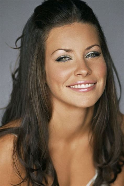 evangeline lilly profile images