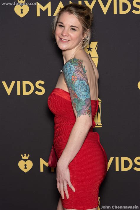 XBIZ Awards 2022 (Page 11 of 30) - FOB Productions