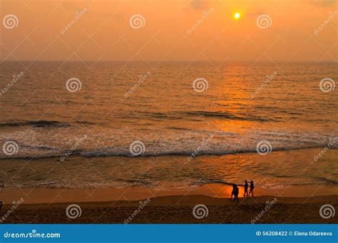varkala beach  sunset stock photo image  tourist