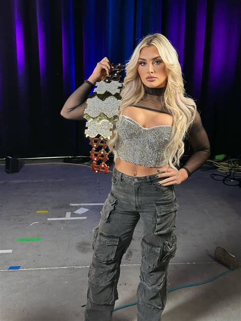 Tiffany Stratton : r/LadiesOfWrestling