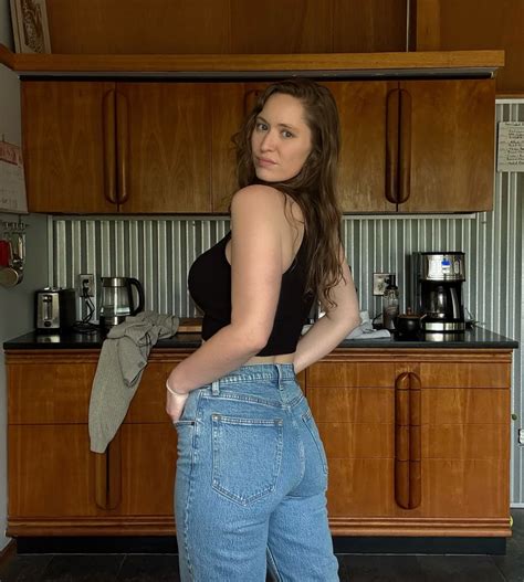 Who Is eatpraydong? Age, Bio, Net Worth & More Revealed