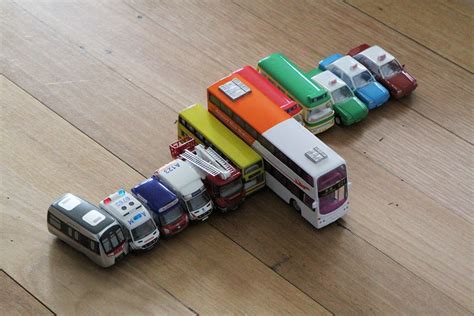 hong kong bus models   budget checkerboard hill