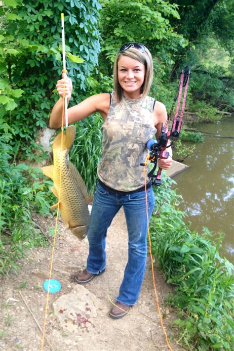 Loading... | Fishing girls, Fishing women, Bowfishing