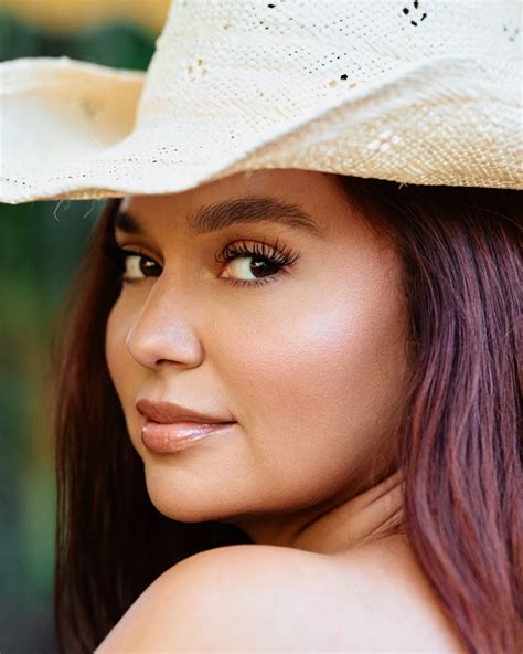 Pamela Alexandra added a new photo. - Pamela Alexandra