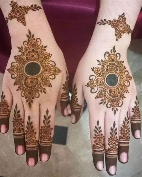 Mandala Mehndi Design Easy and Beautiful - Mahendidesign.com