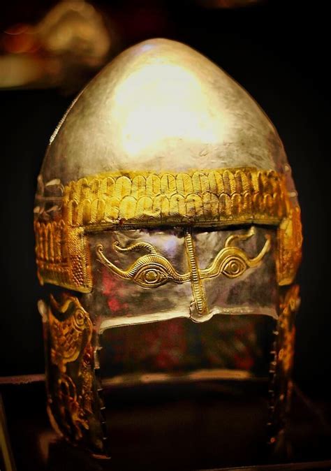 Aurul GETILOR | Ancient armor, Ancient, Helmet