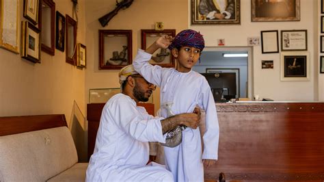In Oman, a Dagger Symbolizes National Pride - The New York Times