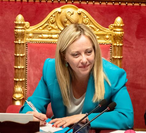 Il governo inventa un bonus Meloni sulle pensioni: la quattordicesima