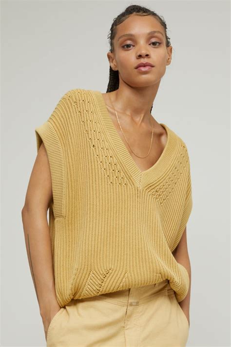 NEW IN | CLOSED | PAGE 2 | Knit fashion, Knitwear fashion, Fine knit ...