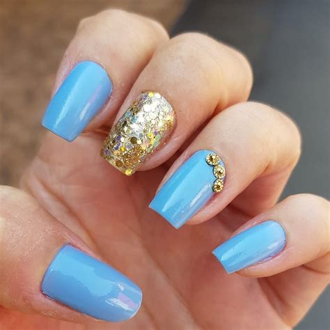 Unha Azul Com Dourado - Unhas Azul com Dourado: Se Inspire com Decorações Chiques! - Unhas ...
